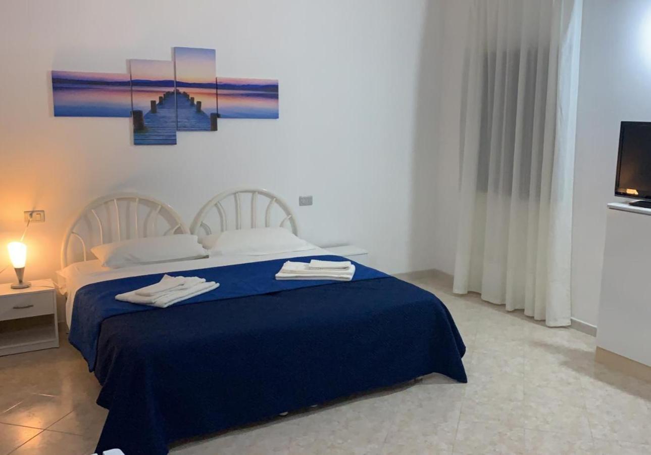 Viola Club Village & Camping Foce Varano Exterior photo