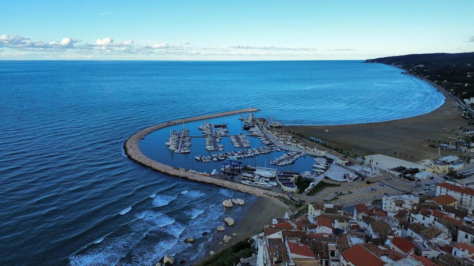 Viola Club Village & Camping Foce Varano Exterior photo